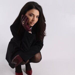 Meet your Posher, Lilit